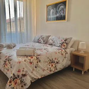 Appartement Zara - Free Parking, Naples
